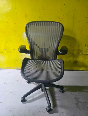 Herman Miller Aeron chair for selling.good condition only little use