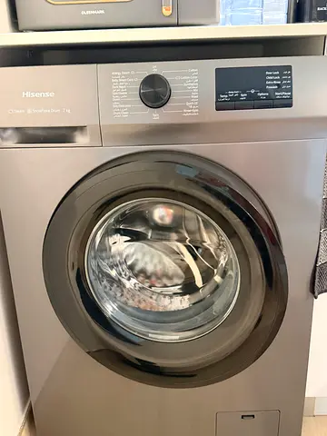 Hisense front-load washing machine - good condition