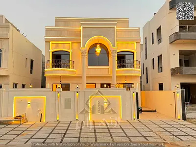 للبيع فيلا فاخرة في منطقة الحليو 2– موقع استثنائي على الشارع الرئيسي | خلف مسجد و جميع الخدمات | طابقين وروف | 5 غرف ماستر | شامل التسجيل