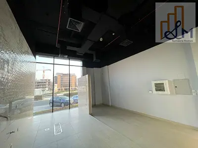 Front-Facing Shop | Vincitore Palacio | Shell and Core