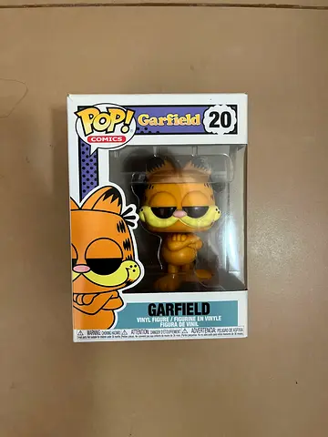 Garfield pop comics figure