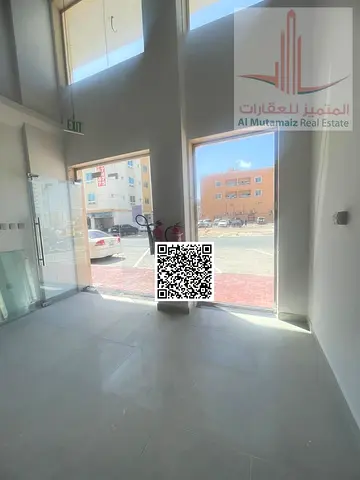 فرصة تجارية واعدة: محل للإيجار السنوي في موقع حيوي بمنطقة الجرف 3 إذا كنت تبحث عن المقر المثالي لانطلاقة مشروعك الجديد أو ترغب في توسيع نشاطك التجاري