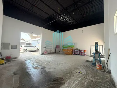 BRAND-NEW WAREHOUSE – SHEIKH ZAYED ROAD FACING | VIP CORNER UNIT