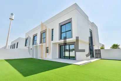 Single Row-Corner Unit |Golf View | First Occupier