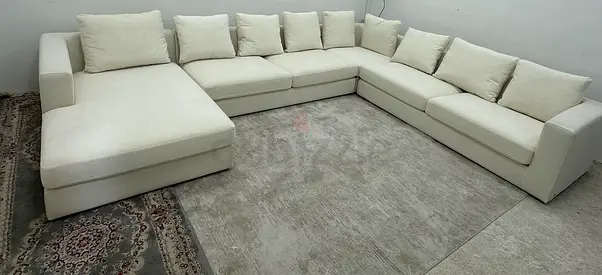 Like new condition the one brand Ushape sofa