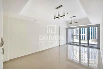 Elegant Living | City View | Spacious Layout