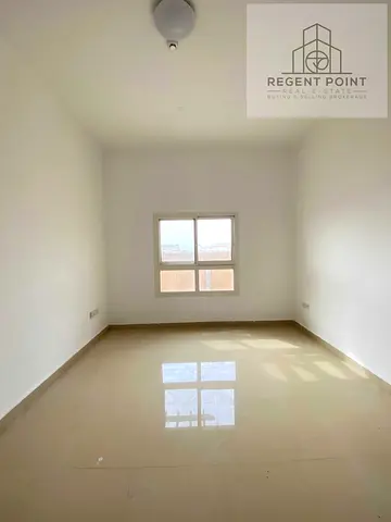 1 BHK WITH BALCONY | WELL MAINTAINED | POOL & ROAD VIEW | UNFURNISHED