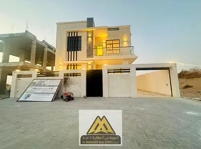 للبيع فيلا مودرن 5 غرف ماستر بموقع استراتيجي على شارعين قار مباشرة مقابل مشروع أزهى بالحليو2 بجوار جميع الخدمات