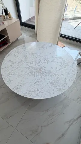 Round Marble Coffee Table – 120cm | White & Black