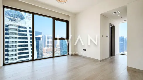 Skyline & Lake View | High Floor | Near Metro