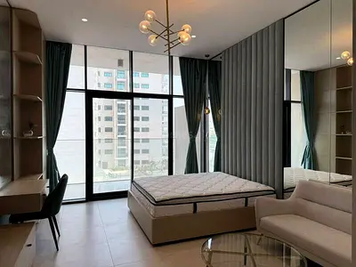 Luxury Living | close to metro | Ready to move