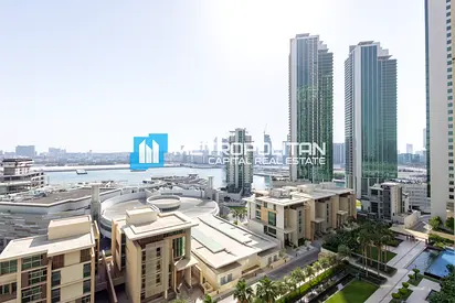 Unique | Fully Upgraded | Balcony w/ Canal view