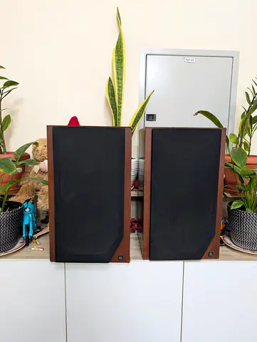 Acoustic Research AR 228