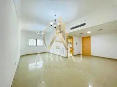 Luxury 1bhk with 2WashRoom 1master bedroom 15 days free Maintenance free rent 40k 6cheque payment