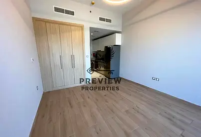 Big Layout | 1Min To Metro | Semi Furnished | Chiller Free