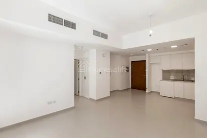 Community Living | Vacant | Close to the Park