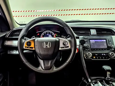 2016 Honda CIVIC thumbnail 11