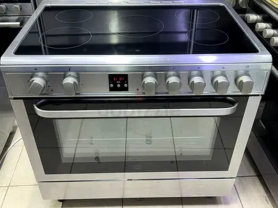 Electric ceramic hob with built-in oven - stainless steel, good condition