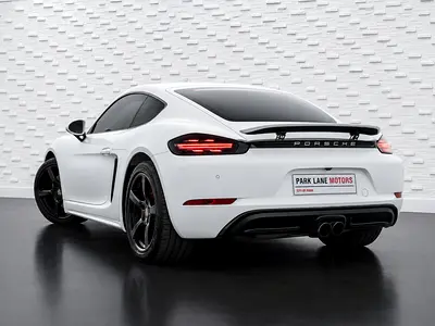 صورة 3 لـ 2017 Porsche 718