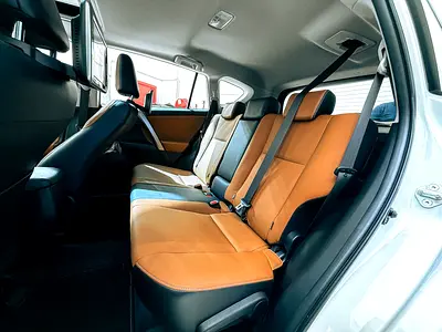 2016 Toyota RAV 4 — фото 10
