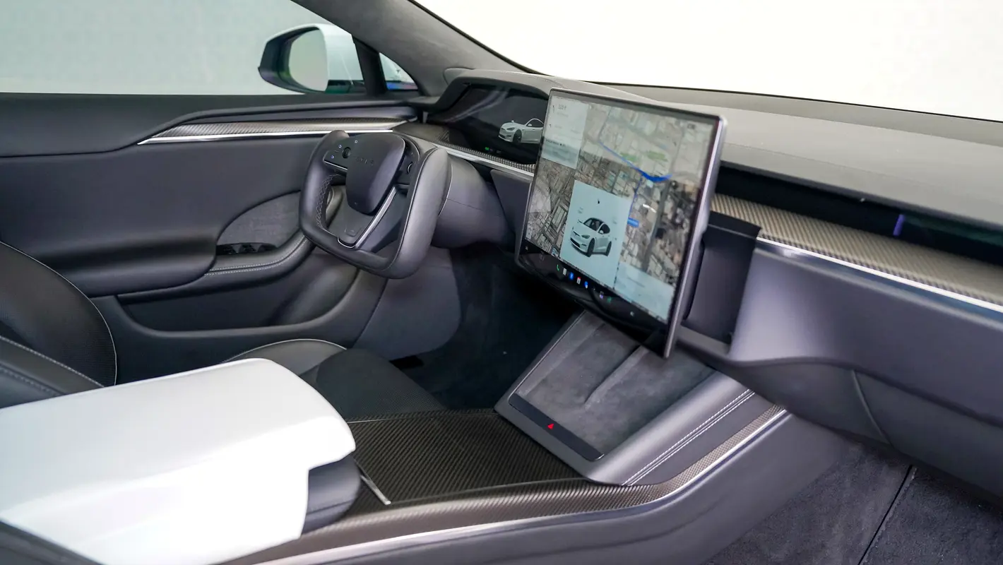 Tesla Model S 2023