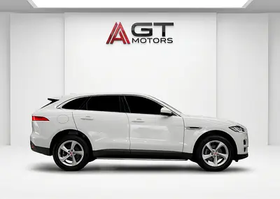 صورة 8 لـ 2019 Jaguar F-PACE