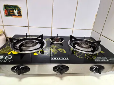 Krypton 3-burner Gas Stove with Glass Top - best Working Condition
