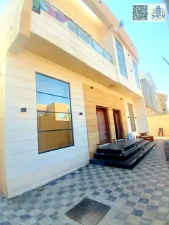 5-bedroom villa for rent in Al Yasmin, prime location, at a price lower than the market rate.