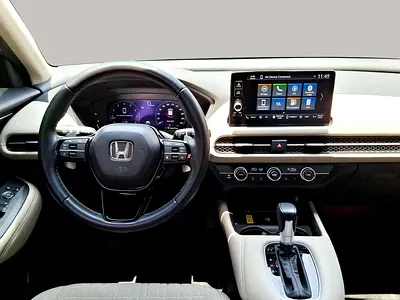 صورة 10 لـ 2023 Honda ZR-V