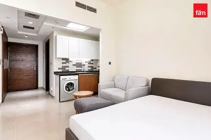 Chiller Free | High Floor | Fully Furnished