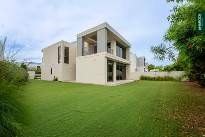 Largest Plot in Sidra | Single Row | Vacant Now