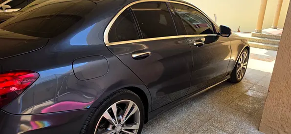 2015 Mercedes-BENZ C-CLASS 照片 2