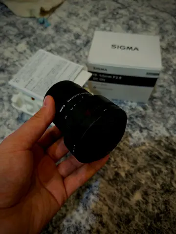 Sigma 18-50mm f/2.8 DC DN, E-mount lens (like new, box and papers)