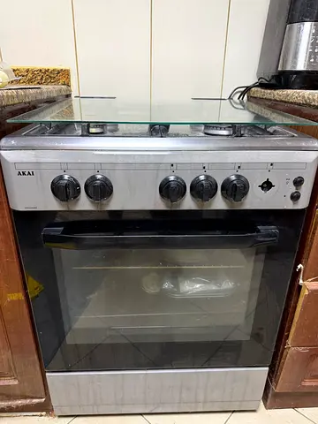 AKAI freestanding gas oven and stove - used, working
