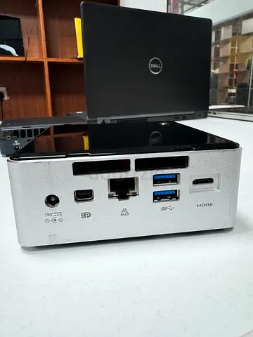 Intel NUC mini Desktop i7 generation 16GB RAM 128 SSD