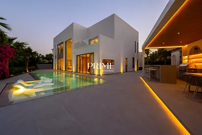 Main Lake View | 5 Bedrooms + Drivers room