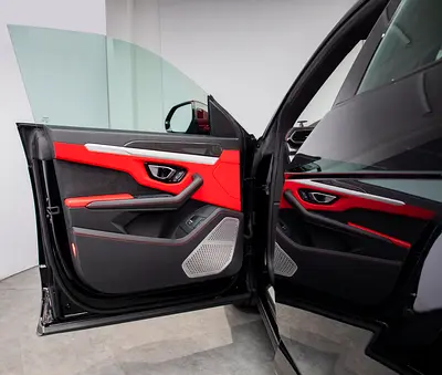 2019 Lamborghini URUS 缩略图 15