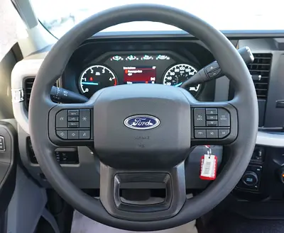 صورة 20 لـ 2026 FORD F-550