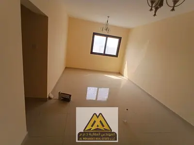 شقة غرفتين وصالة في النعيمية 1 عجمان، ثاني ساكن، بلكونة، 2 حمام، تكييف مركزي، خزائن، 42 ألف.