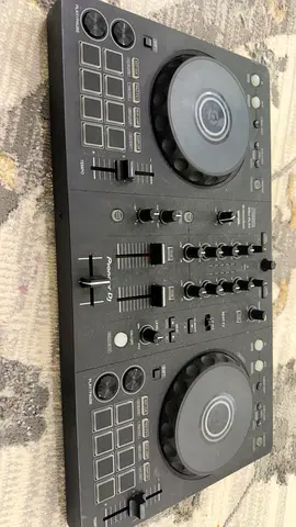 Portable 2-deck DJ Controller (good working condition)