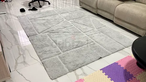 Light Grey Plush Geometric Area Rug - 200x140cm (Good Condition)