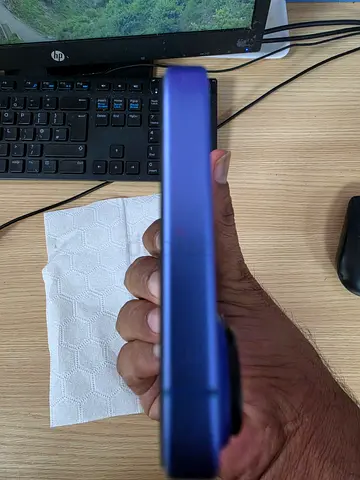 iPhone 16 128gb ultramarine