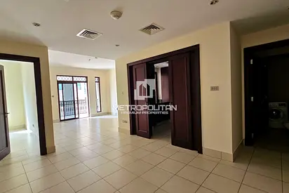 Vacant Now | Spacious Apartment | Area Specialist
