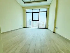Hot offer // Spacious Studio Flat Just 47k Rent 4 Cheques & Kitchen Appliances