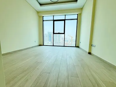 Hot offer // Spacious Studio Flat Just 47k Rent 4 Cheques & Kitchen Appliances