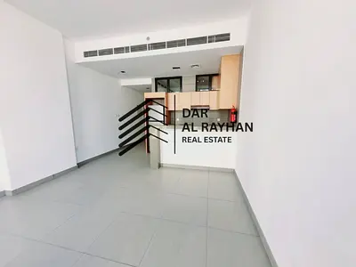 🌿 استوديو واسع مع تقسيم 500 قدم مربع | الممشى، الشارقة | 38,000 درهم