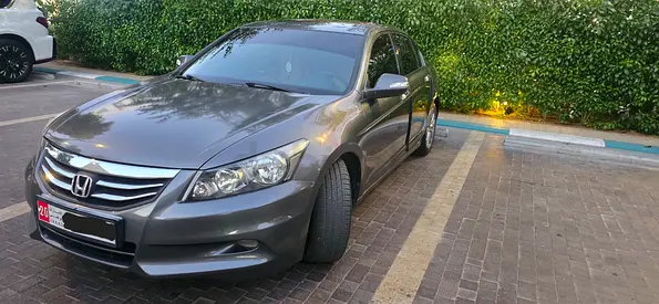 1Year registration, cruise control, sunroof, 14k last with insurance and mulkia