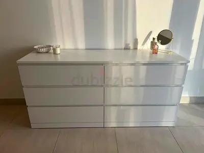 White 6-Drawer Low Dresser / Chest in Good Condition