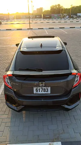 صورة 4 لـ 2017 Honda CIVIC