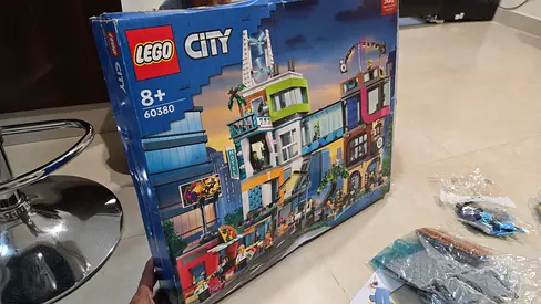 LEGO City 60380 Modular Family Park (sealed box) - like new. Missing pack 13!!!